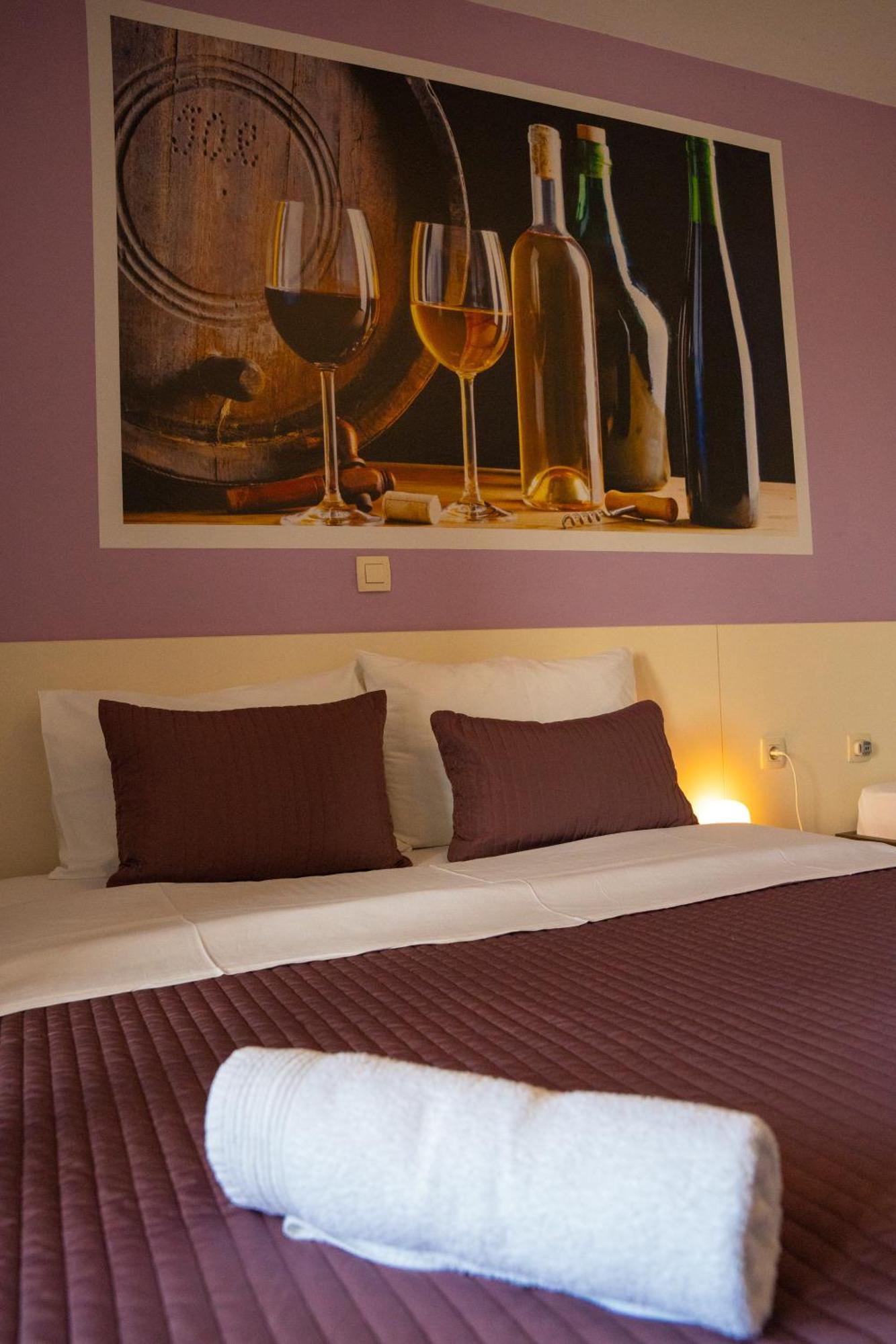 Bed & Breakfast Marta & Tona Kustici Exterior photo