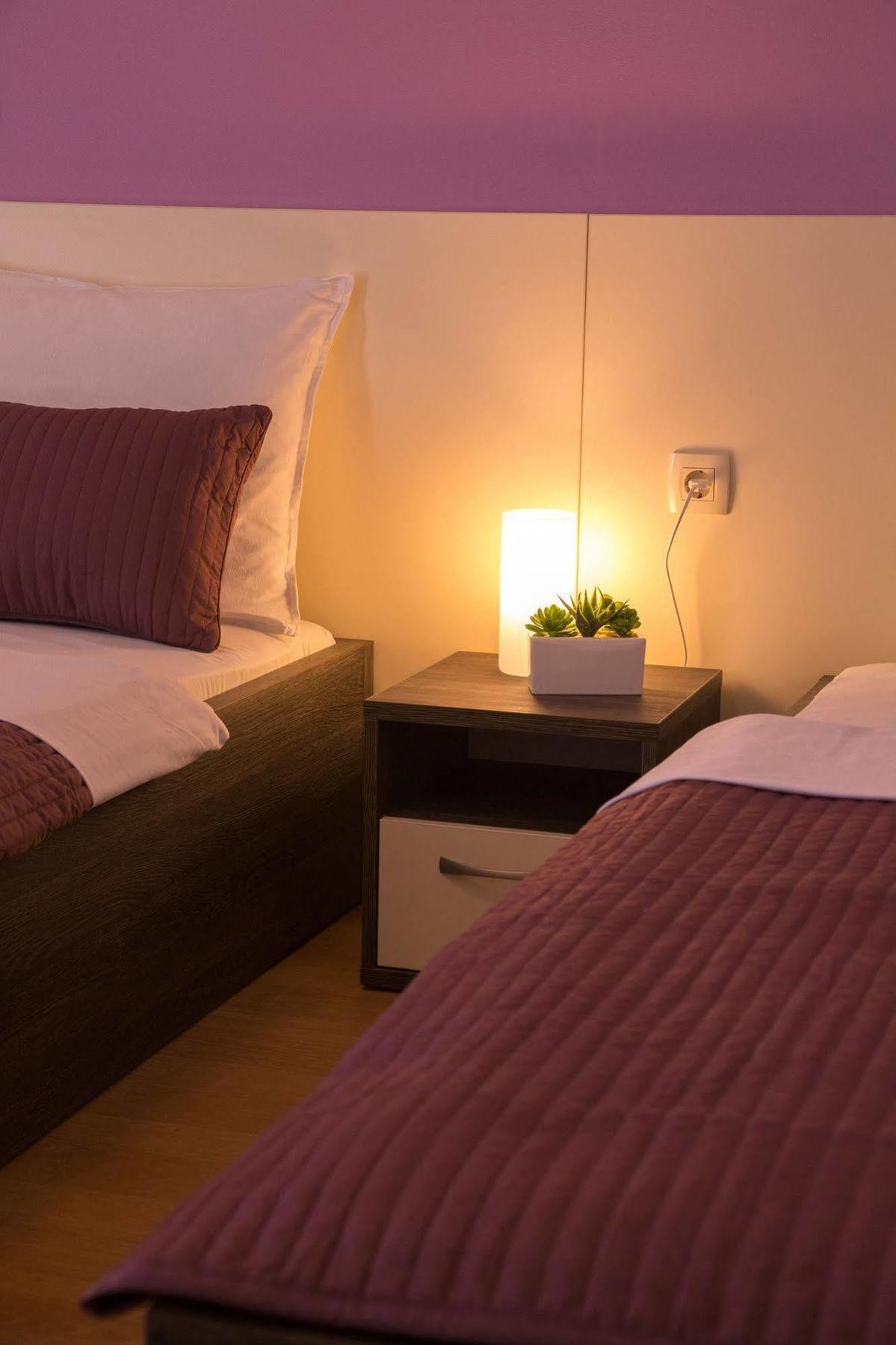 Bed & Breakfast Marta & Tona Kustici Exterior photo